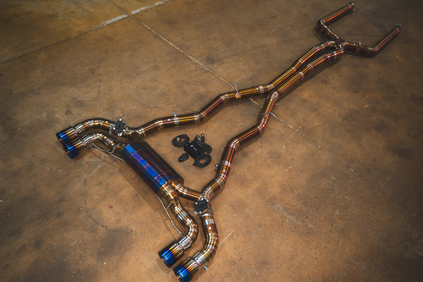 Valvetronic Designs Titan Exhaust - BMW M5 F90 (2018–2023)
