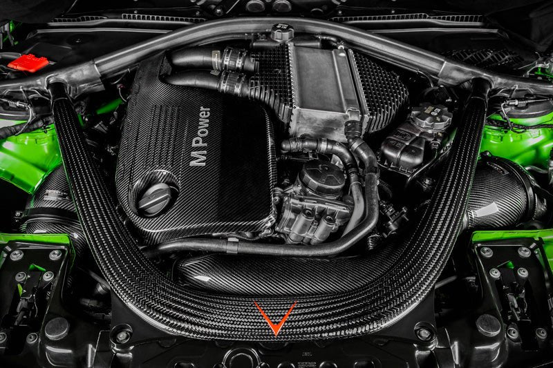 Eventuri BMW F8X M3/M4 V2 Full Black karbon luftinntak med SEALED karbon ducts