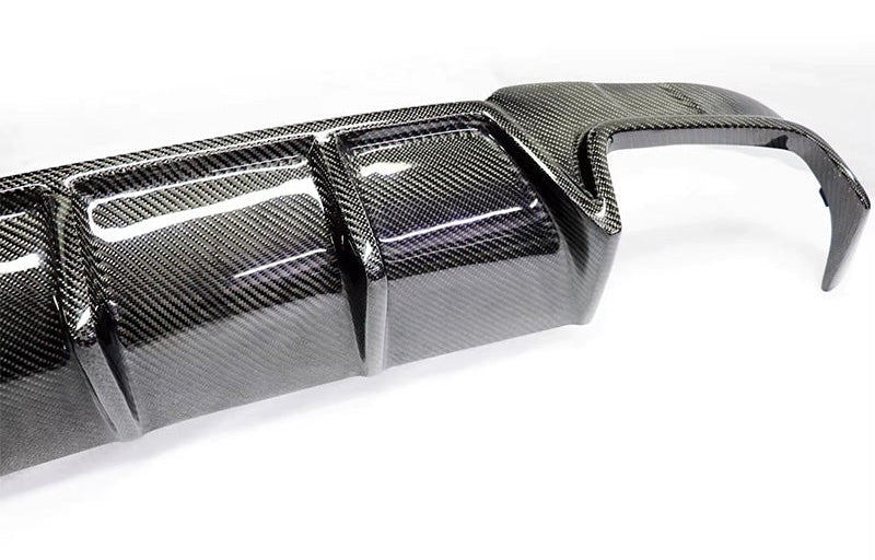 KONG Carbon B-Style Diffuser – Mercedes-Benz E63 AMG (W212 Facelift 2013–2016)