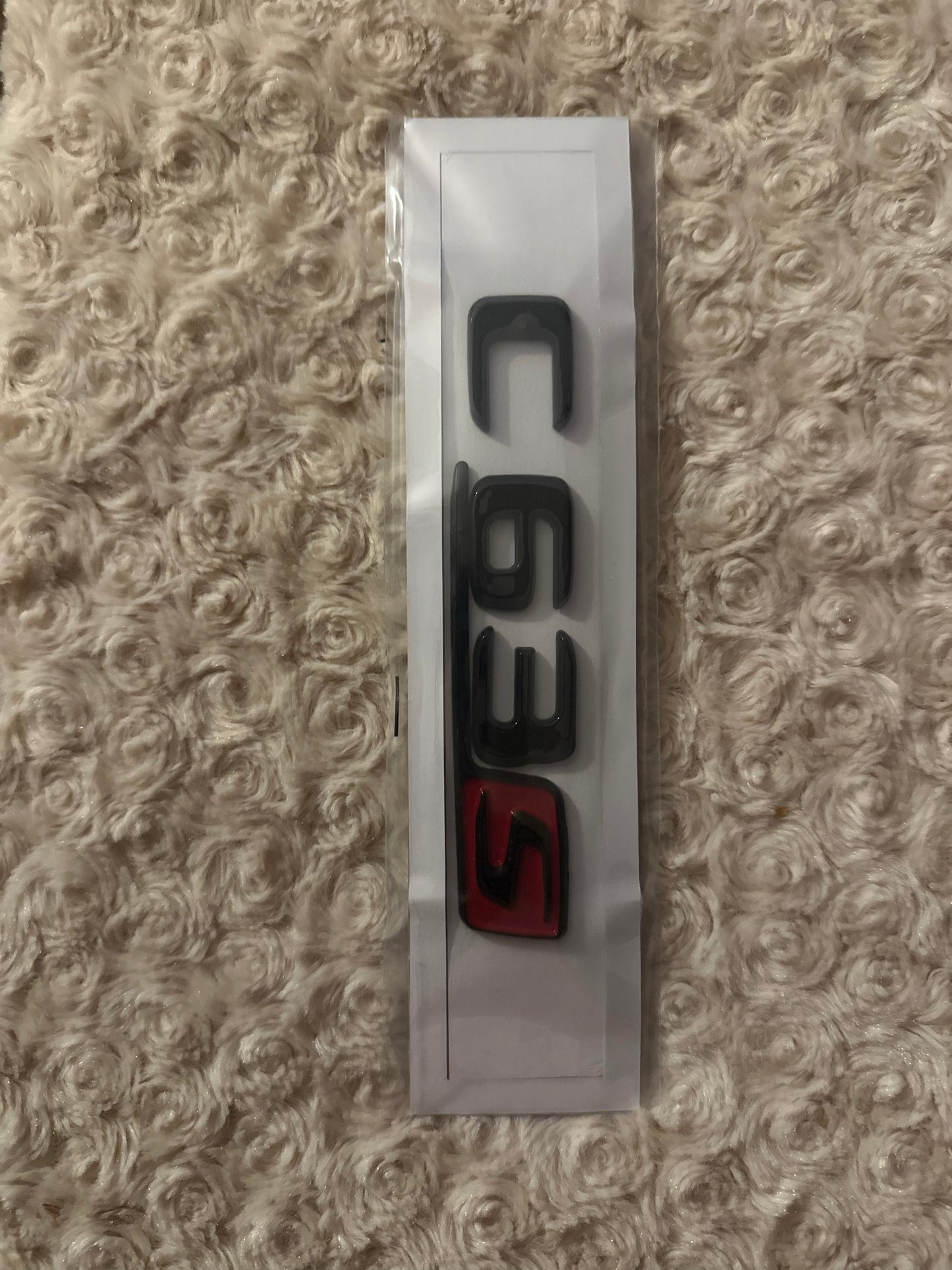 Svart AMG Emblem Sett – C63S / V8 BITURBO – Komplett Kit