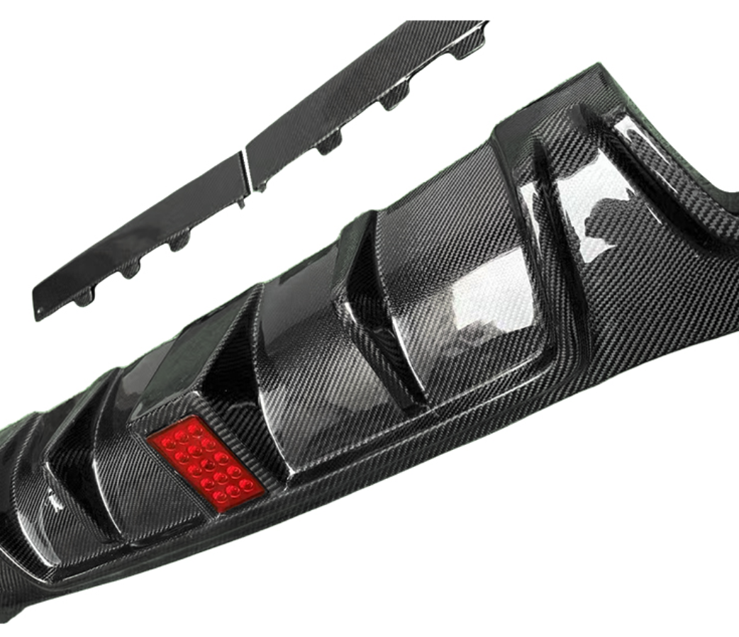 KONG Carbon B-Style Diffuser – Mercedes-Benz E-Klasse W213 (Facelift 2021–2025)