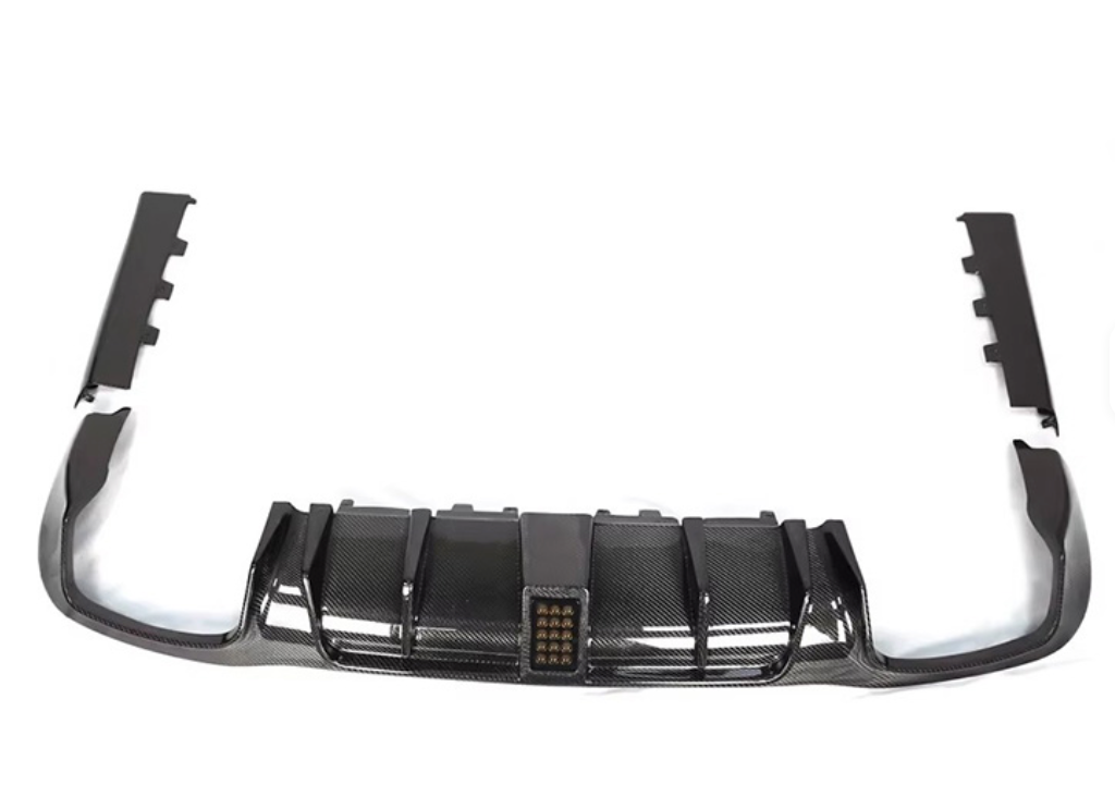 KONG Carbon B-Style Diffuser – Mercedes-Benz E-Klasse (W213 2017–2021)