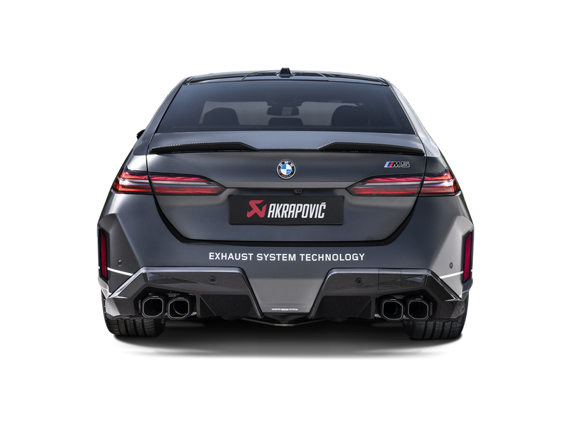 Akrapovic BMW M5 G90 Evolution Line — bakvinkel