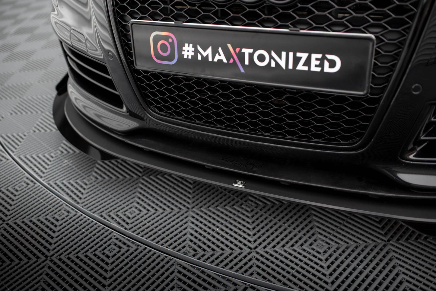 Front Splitter + Flaps – Audi RS6 Avant C6 (2007-2010)