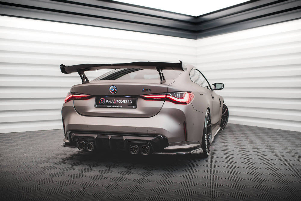 Prepreg Carbon Rear Diffuser – BMW M4 G82 / G83 / Facelift (2021+)