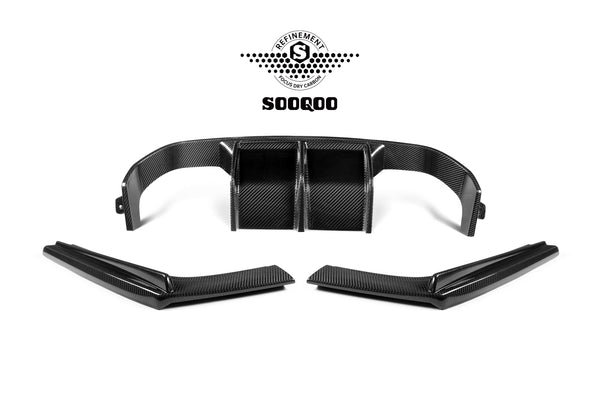 SOOQOO – Carbon Diffuser (V Style)  BMW M3 F80 / M4 F82 / F83 (2014–2020)