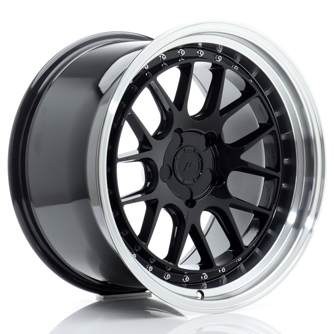 JR Wheels JR40 18x10,5 ET15-22 5x100 Gloss Black w/ Machined Lip