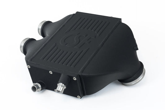 CSF Top Mount Ladeluftkjøler Black BMW F8X M3 M4 M2C S55 — produktvisning