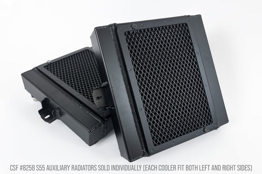 CSF Hjelperadiator med Beskyttelsesskjold BMW F8X M3 M4 M2 Competition S55 — produktvisning