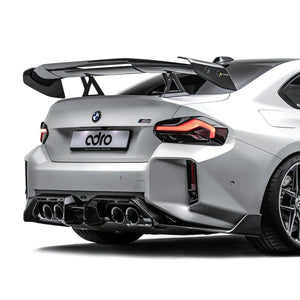 ADRO BMW G87 M2 AT-R3 Swan Neck Wing — frontperspektiv