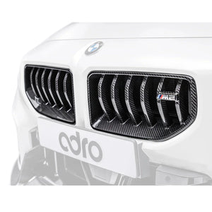 ADRO BMW G87 M2 Carbon Fiber Grille Vertikal — frontperspektiv