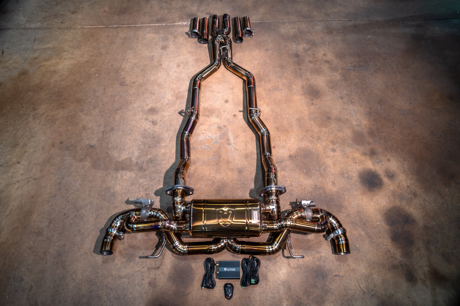 Valvetronic Designs Spjeldstyrt Eksosanlegg – Aston Martin DB11 (4.0 V8 Titanium)