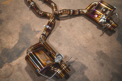 Valvetronic Designs Titanium Eksosanlegg – Mercedes-AMG C63 / C63S (W205, 2015–2023) KONG PERFORMANCE