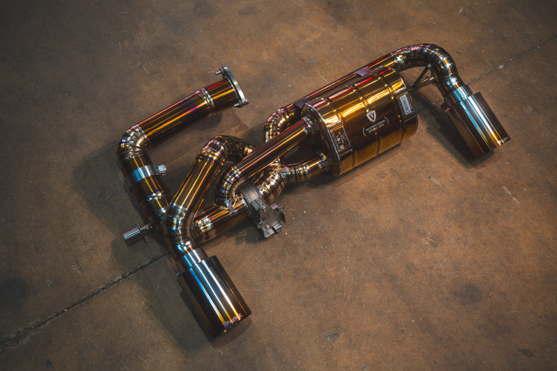 Valvetronic Designs Spjeldstyrt Titanium Eksosanlegg – Lotus Emira (V6 og i4)