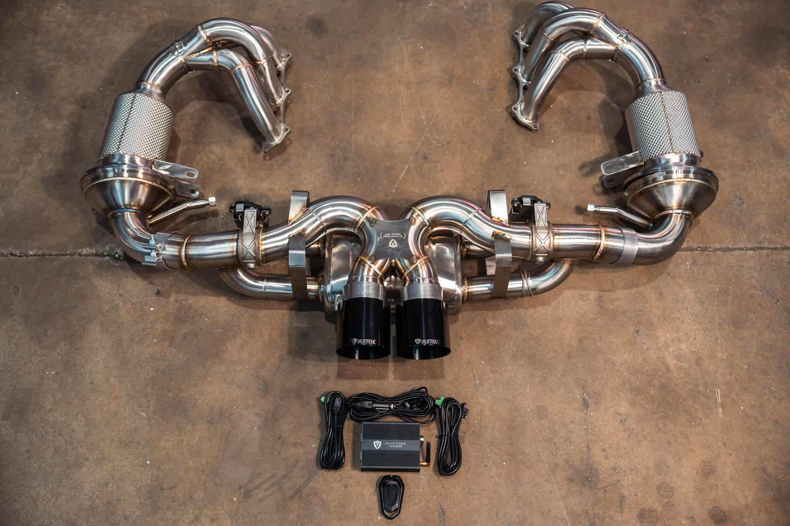 Valvetronic Designs Eksosanlegg – Porsche 992 GT3, GT3 RS (RSR Sound, Valved og Non-Valved)