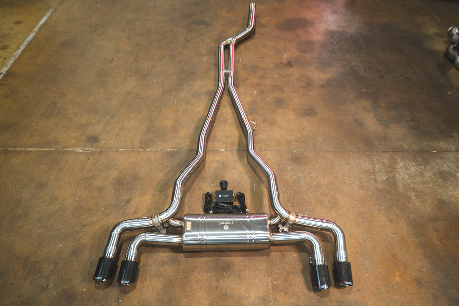 Valvetronic Designs Spjeldstyrt Eksosanlegg – BMW 530i, 540i G30 (B58)