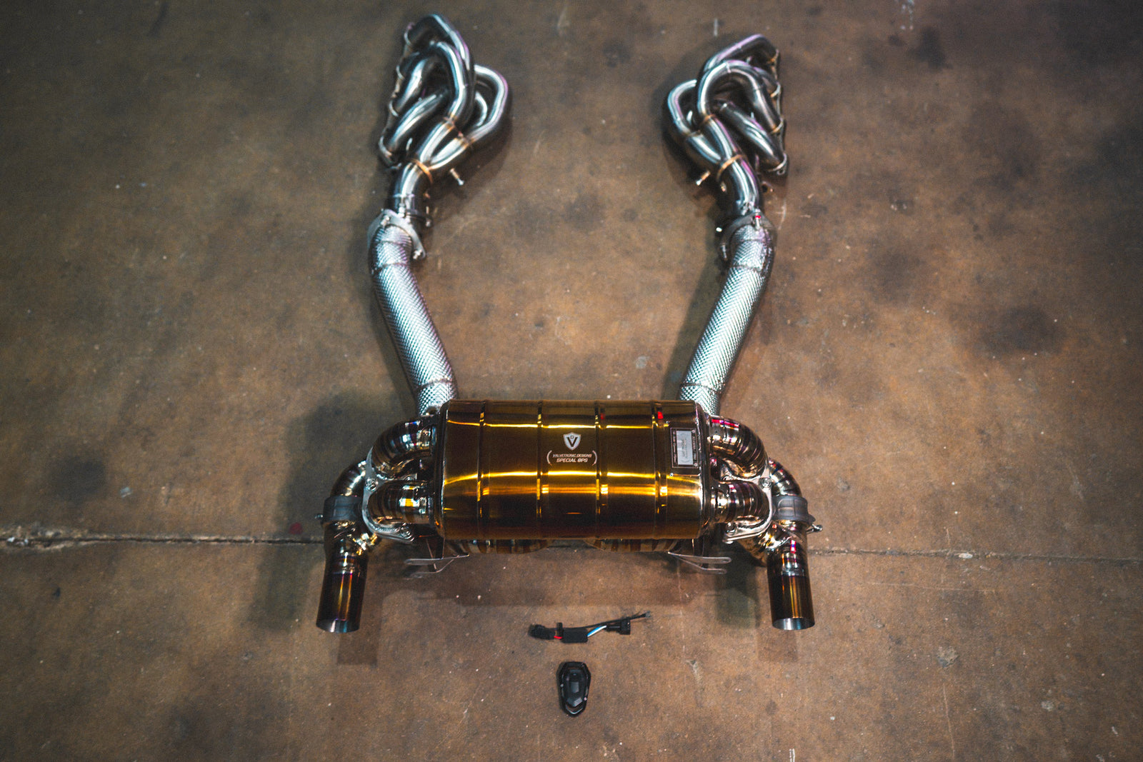 Valvetronic Designs Spjeldstyrt Eksosanlegg – Ferrari F430 Scuderia, 16M (V8)