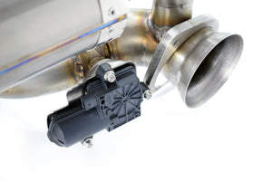 QuickSilver Aston Martin V12 Vantage Titan sportseksosanlegg med Sound Architect