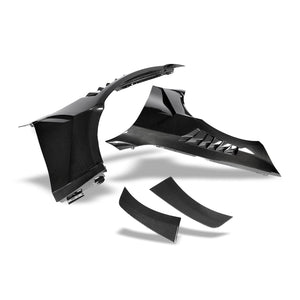 BMW M3 G80 carbon body kit side fender close up