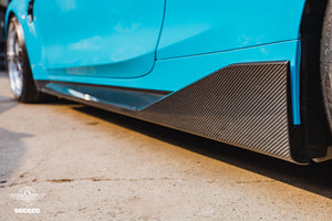 SOOQOO – Carbon Sideskjørt (MP Style)  BMW M3 G80 / G81 & M4 G82 / G83 (2021–)