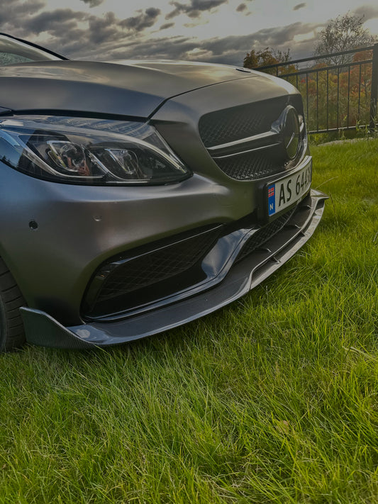 KONG Carbon B Style Frontleppe – Mercedes-AMG C63 W205 Sedan/Stasjonsvogn (2015–2021)