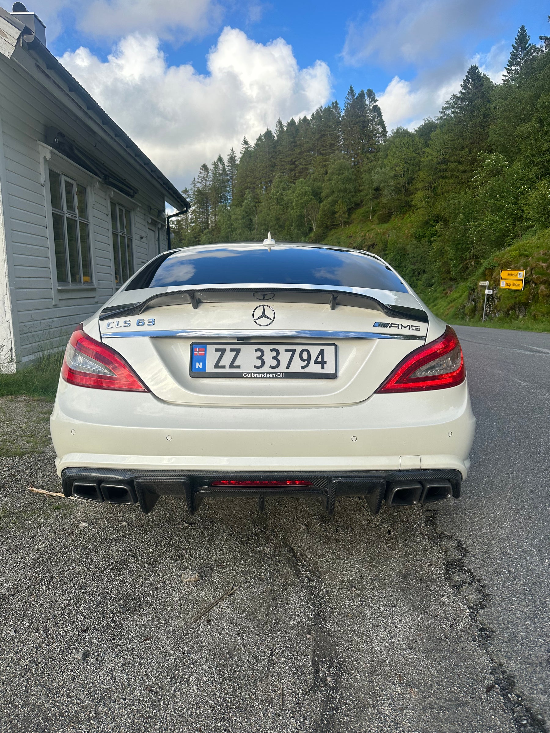 Mercedes CLS63 AMG - Luxury missile build