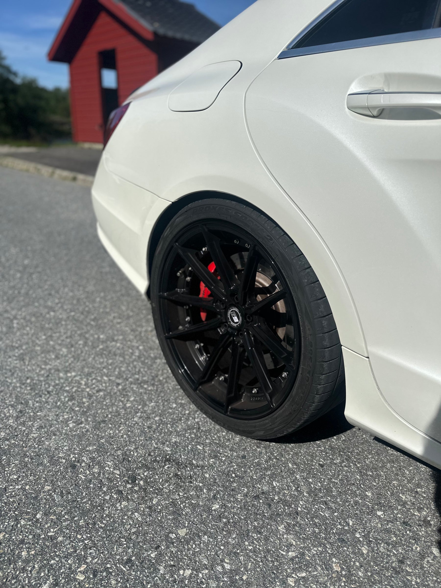 Mercedes CLS63 AMG - Luxury missile build