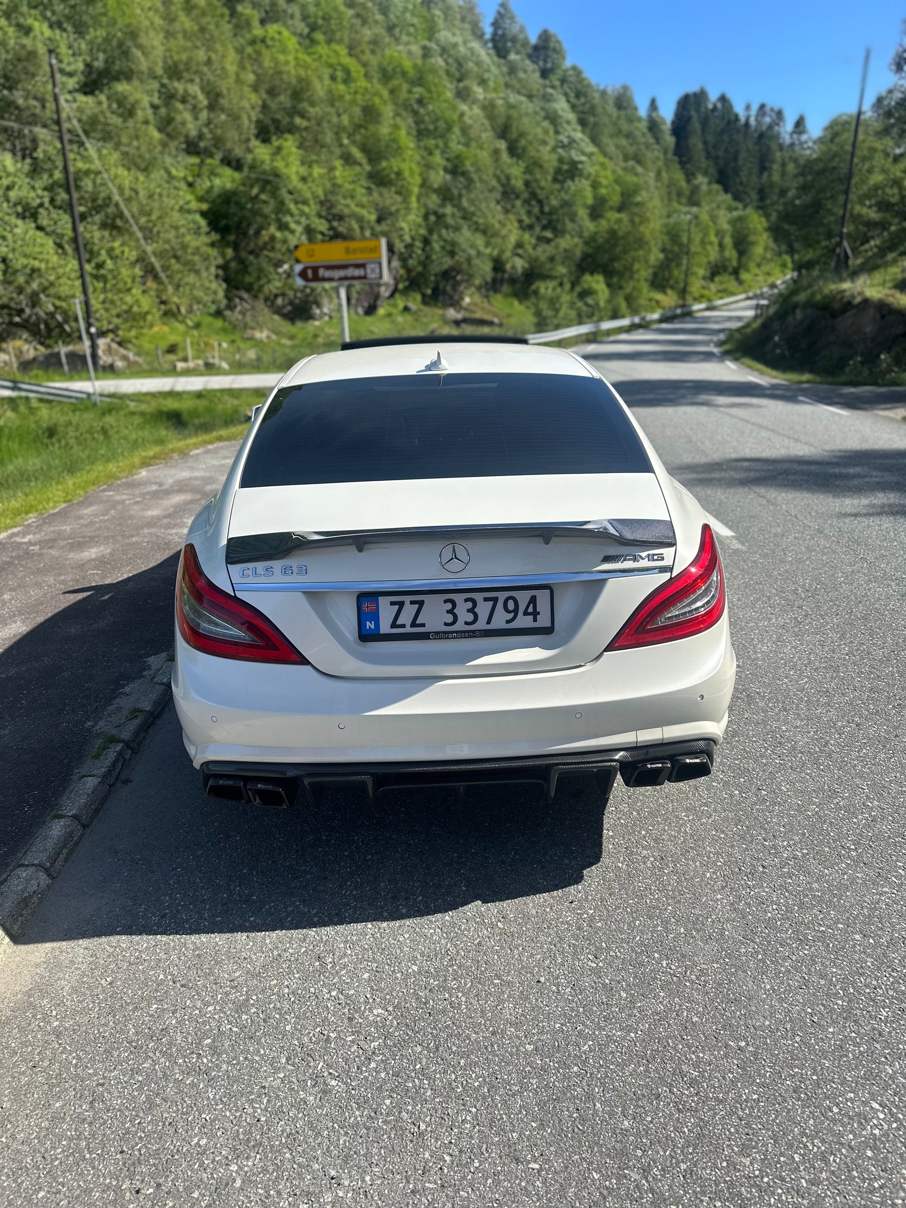 Mercedes CLS63 AMG - Luxury missile build