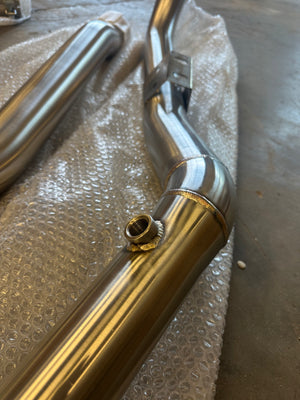 KONG Catless Downpipe – Mercedes E63 AMG W212 / CLS63 C218 M157