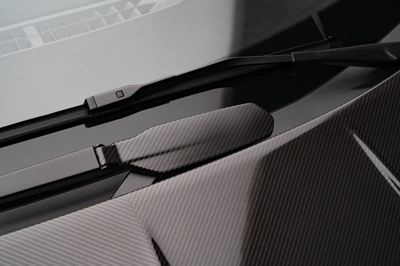 Novitec Lamborghini Revuelto Cover windscreen wipers visible karbon