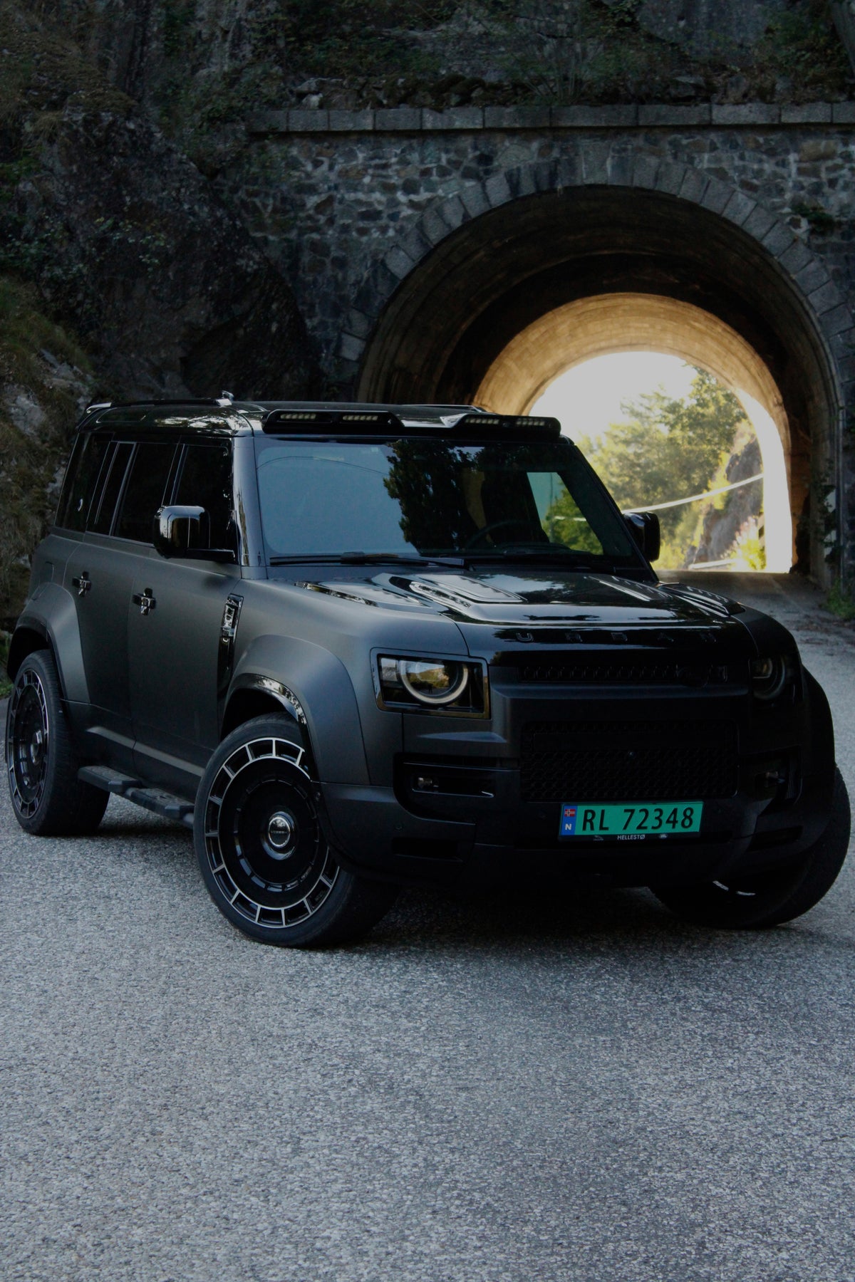 Land Rover Defender OCTA -URBAN EDITION