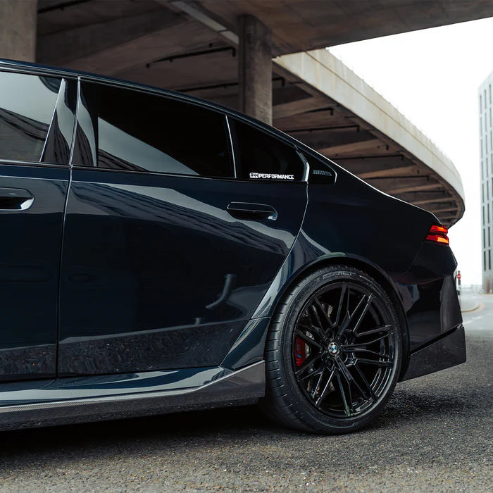 MHC+ BMW G90 & G99 M5 Performance Style Side Skirts – Pre-Preg Carbon Fibre