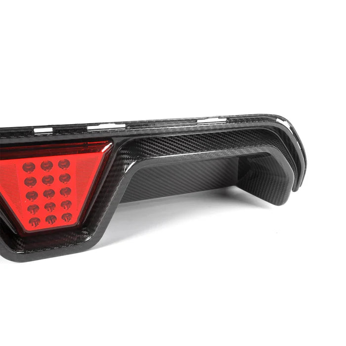 MHC+ BMW M5 F90 LCI CS Style Rear Diffuser m/ LED – Pre-preg carbon fibre