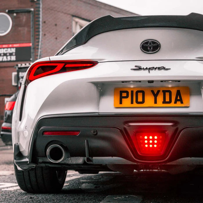 MHC+ V Style Bakspoiler i Pre-Preg Karbonfiber – Toyota Supra A90 KONG PERFORMANCE