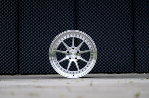 Japan Racing Jr47 - 19x8,5 og 19x9,5