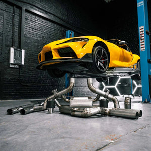 R44 Performance Titanium Cat-Back Eksosanlegg med Carbontipper – Toyota Supra A90 KONG PERFORMANCE