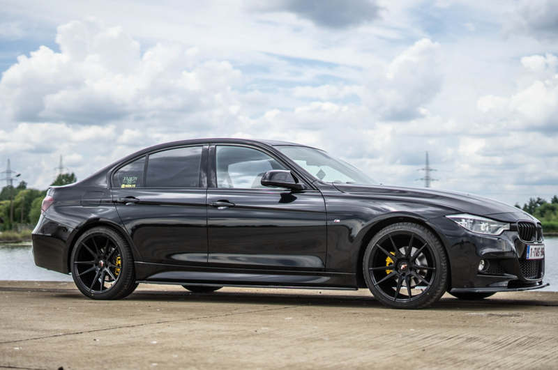 Japan Racing JR21 19" Felgsett — BMW 3-serie F30 / F31
