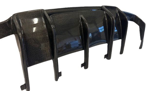 KONG Carbon R-Style Diffuser - Mercedes CLS63/CLS63S W218 (2010-2017)