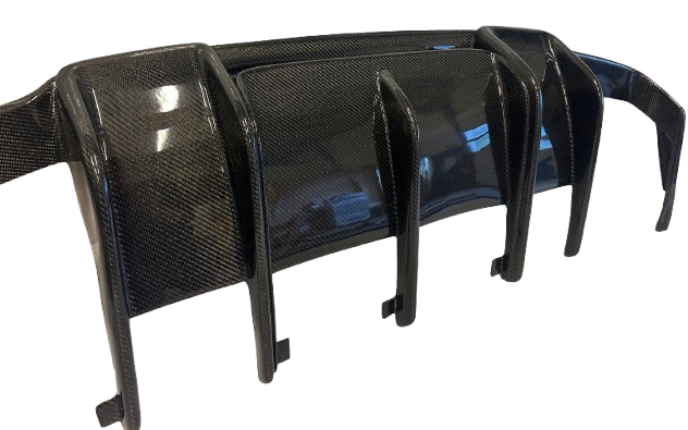 KONG Carbon R-Style Diffuser - Mercedes CLS63/CLS63S W218 (2010-2017)
