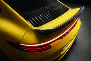 Techart Porsche 992 Rear Spoiler III — spoiler detalj racing yellow