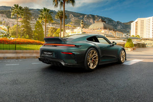 Techart Porsche 992.2 GT3 Touring — sideperspektiv forest green