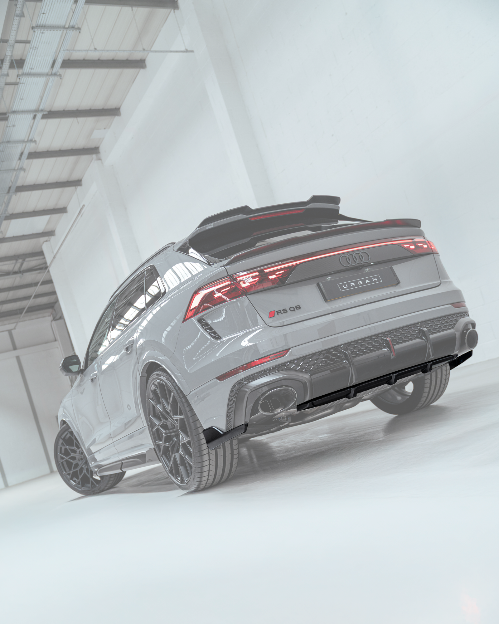 Urban Automotive Carbon Bakdiffusorsett Audi RSQ8 Facelift - produktvisning