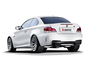 Akrapovic BMW 1M E82 Evolution Line — bakvinkel carbon eksostupper