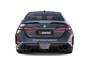 Akrapovic BMW M5 G90 Evolution Line — bakvinkel