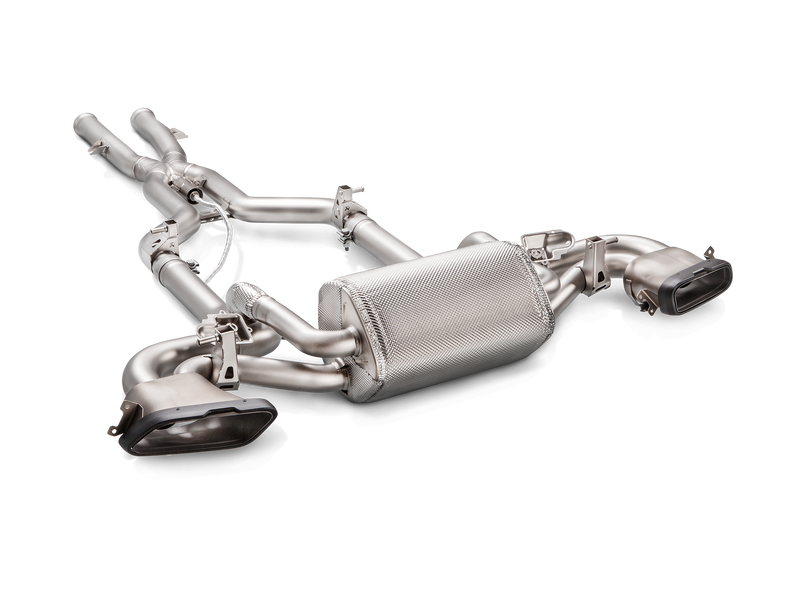 Akrapovic AMG GT Roadster Evolution Line — bakvinkel carbon tips