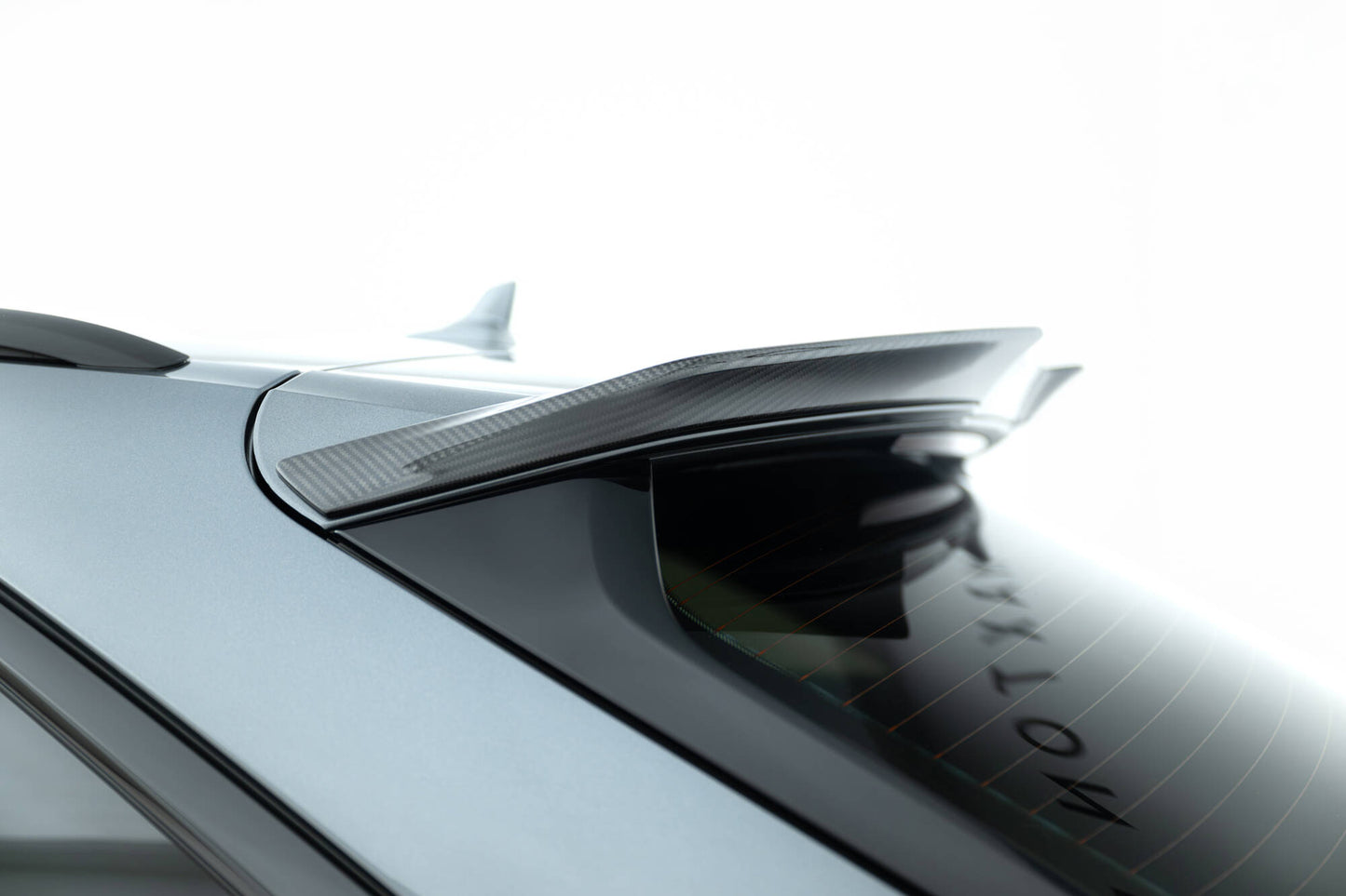 Prepreg Carbon Fiber Tailgate Spoiler (Upper) – Audi RS6 C8 (2019-2024)