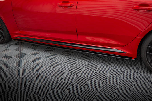Side Skirts Diffusers – Audi RS4 B9 / B9 Facelift (2017-2024)