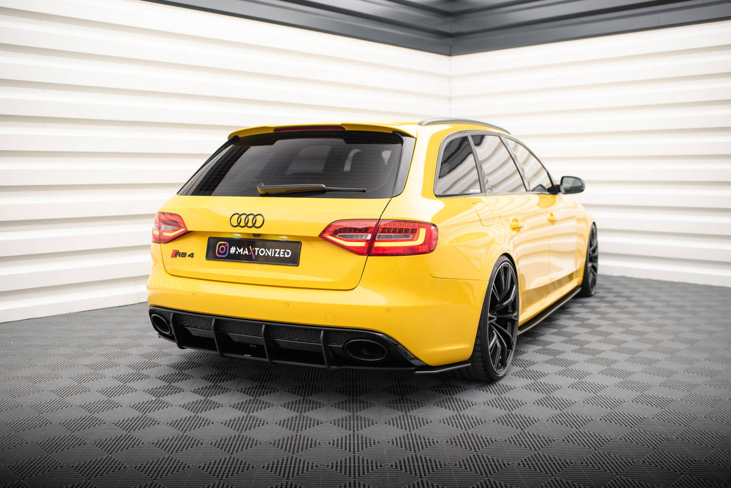 Street Pro Rear Diffuser – Audi RS4 B8 (2012-2015)