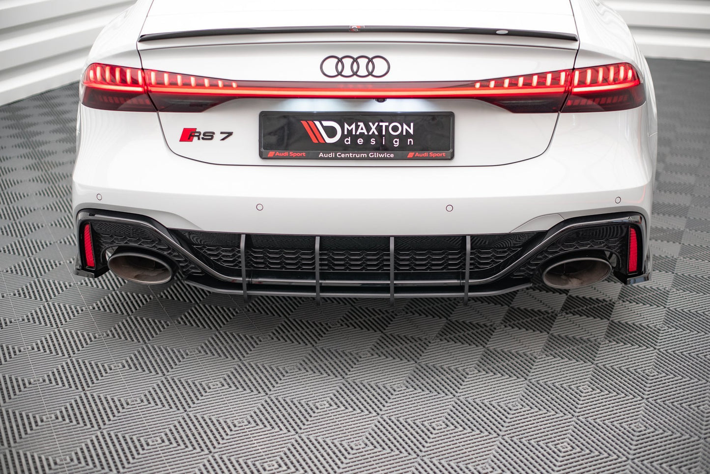 Street Pro Rear Diffuser – Audi RS6 C8 / RS7 C8 (2019-2023)