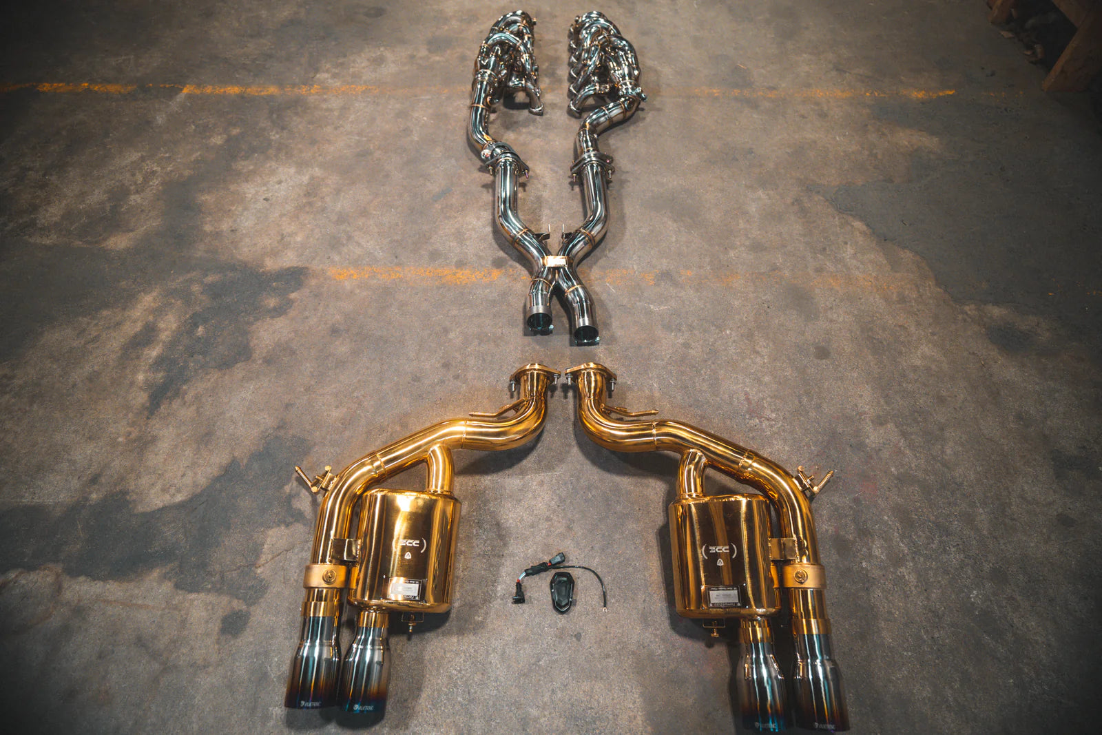 Valvetronic Designs Race Eksosanlegg – Ferrari 599 (F1 Valved System)